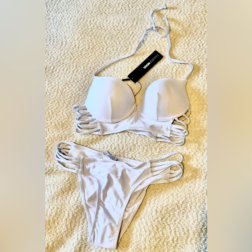 FashionNova strappy bikini